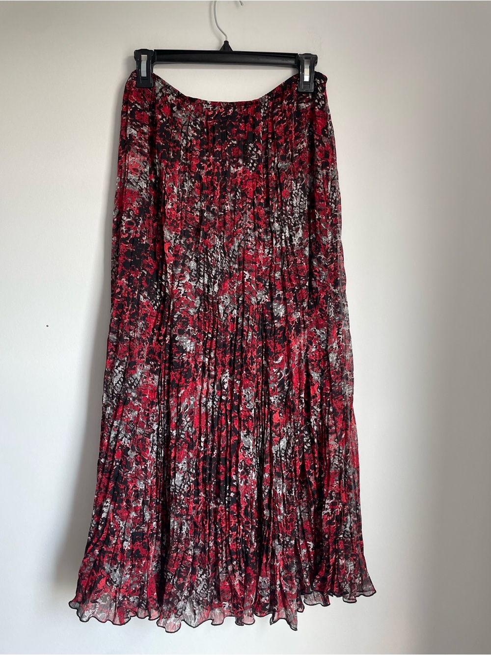 Ruby Rd. Red/Black Abstract Pleated Pull-On Maxi Skirt 8 Witchy Boho Vintage